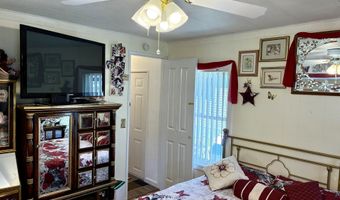 14 Third St, Beacon Falls, CT 06403