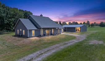 1094 County Road 2389, Alba, TX 75410