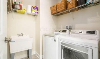 250 W Spring St 713, Columbus, OH 43215