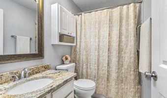 13994 Holyoke Ct, Apple Valley, MN 55124
