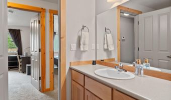 20521 Dylan Loop, Bend, OR 97702