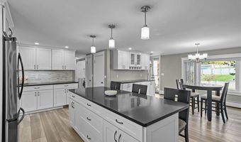 12 Dulles St, Cumberland, RI 02864