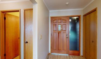 424 14th St #202, Bellingham, WA 98225