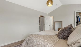 1716 Whispering Creek Dr C, Ballwin, MO 63021