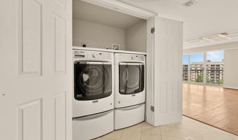 5000 BATTERY Ln 804, Bethesda, MD 20814