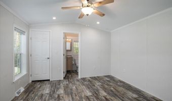 843 High St 14B, Candia, NH 03034