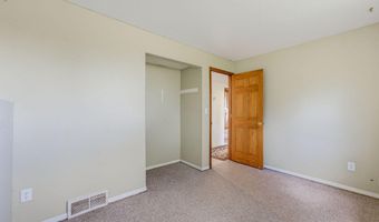 505 Elder Ln, Allenton, WI 53002