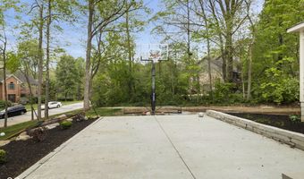 1126 Timber Climb Dr, Avon, IN 46123