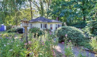 47 Wake Robin Trl, Narragansett, RI 02874