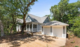 3 Creeping Cucumber Ct, Bald Head Island, NC 28461