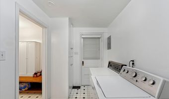 1921 E 10th St, Anderson, IN 46012