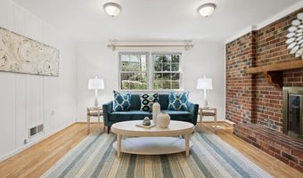 3808 WINTERSET Dr, Annandale, VA 22003