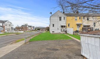 92 Baker St, Andover, NJ 07801