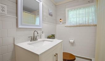 22 Burgess Rd, Foster, RI 02825