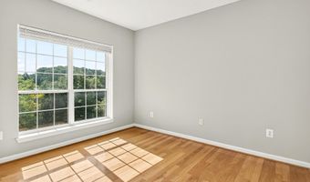 4551 STRUTFIELD Ln 4215, Alexandria, VA 22311