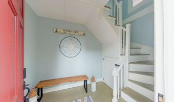 30 Prospect Hl 2, Newport, RI 02840