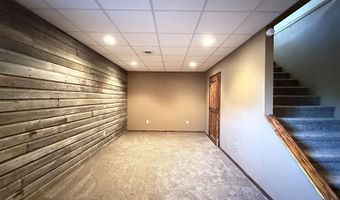 237 E Dahlstrom Ave, Appleton, MN 56208