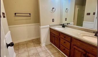 118 TRIANON St, Batesville, MS 38606