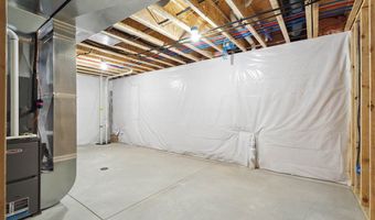 1301 Berkshire Ln, North Liberty, IA 52317