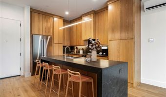 905 SE 4th St 203, Bentonville, AR 72712