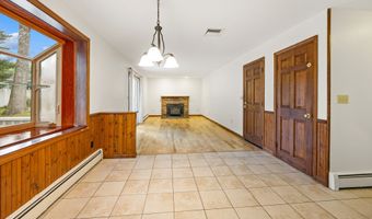 14 Colonial Ct, Cheshire, CT 06410