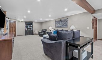 W5982 STRAWFLOWER Drive, Appleton, WI 54915