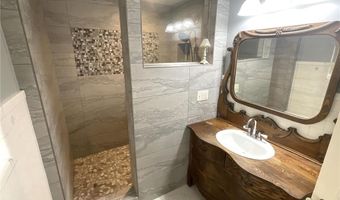 401 5th Ave SW, Austin, MN 55912