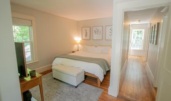 27 Princeton St, Bangor, ME 04401