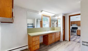 15 W Waterman Rd, Auburn, ME 04210