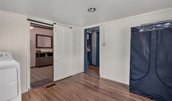 1421 Hendrix St, Altus, AR 72821