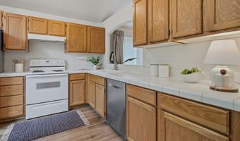 12410 SW MACOREY Ct, Beaverton, OR 97008