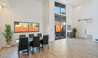 6525 E CAVE CREEK Rd 33, Cave Creek, AZ 85331