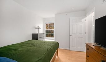 2765 Barclay Way, Ann Arbor, MI 48105