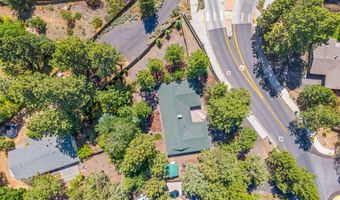 61176 Larkwood Dr, Bend, OR 97702