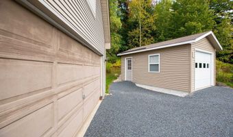 201 Spruce Dr, Andover, VT 05143