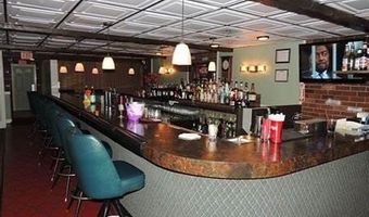 1113 Charles St, North Providence, RI 02904