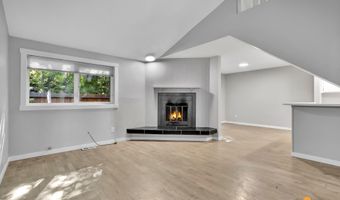 2215 Sunburst Cir, Anchorage, AK 99501