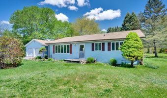 6 Victoria Dr, Colchester, CT 06415