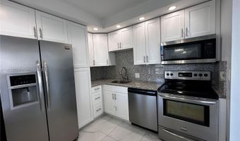 20335 W Country Club Dr 2601, Aventura, FL 33180
