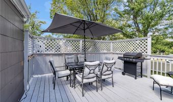 89 Olney Dr, Amherst, NY 14226