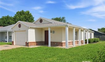 2515 SE 4th St, Bentonville, AR 72712