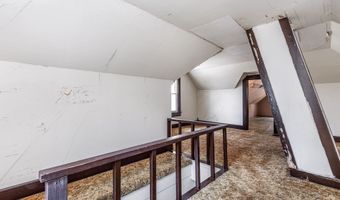 105 W Benton, Andrew, IA 52030
