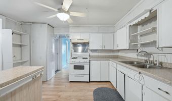 416 N Superior St, Angola, IN 46703