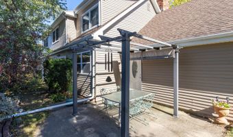 2625 N UNION St, Appleton, WI 54911