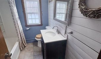 387 Southwick St, Agawam, MA 01030