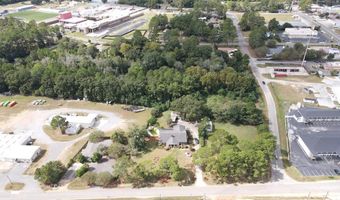 240 Whittle Cir, Ashburn, GA 31714