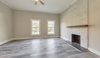 112 Cherry St, Adairsville, GA 30103