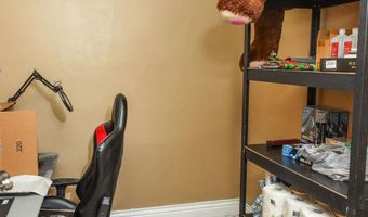 604 Comstock, Adrian, MI 49221