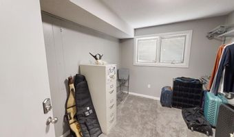 2040 W 41st St, Casper, WY 82604
