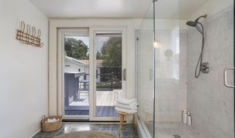 145 Bay View Ct, Bay St. Louis, MS 39520